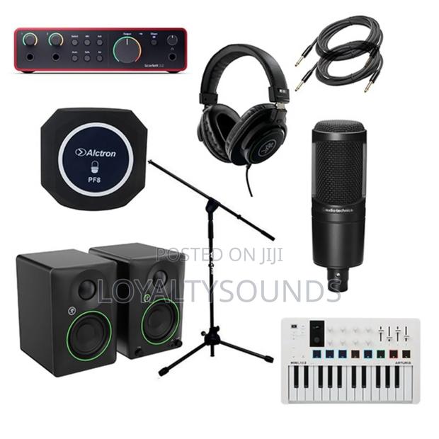 Complete Production Bundle With Focusrite 2i2 4th Generation · Photo 1