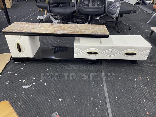 Wooden Glass Top Tv Stand · Photo 2