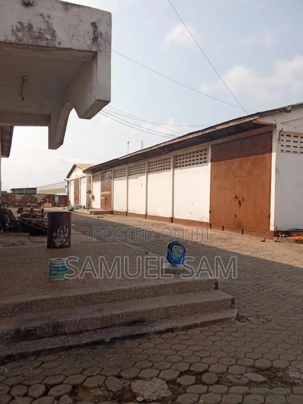Warehouse for Sale at Tema · Photo 4