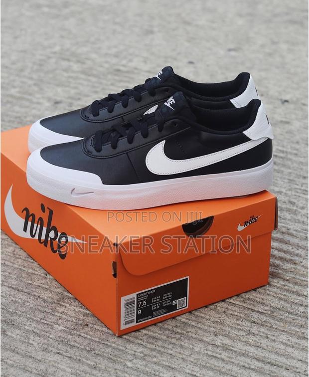 Nike Court Shot Sneakers · Photo 1