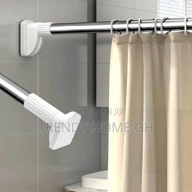 Adjustable Telescopic Curtain Rod · Photo 1