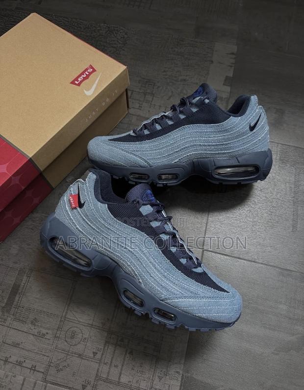 Levi’S X Nike Airmax 95 Og · Photo 2