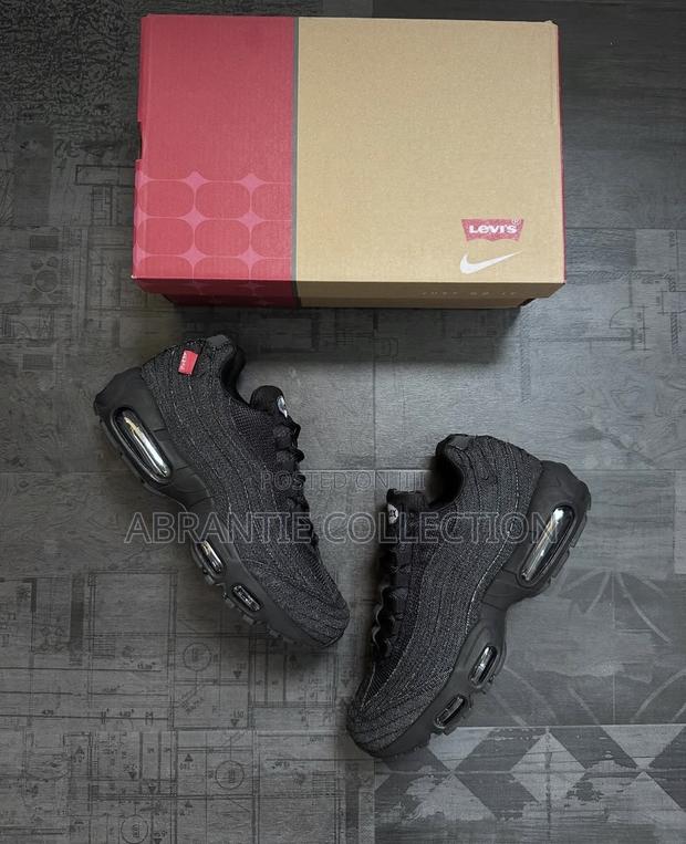 Nike Airmax 95 Og Levi’S Obsidian Black · Photo 1