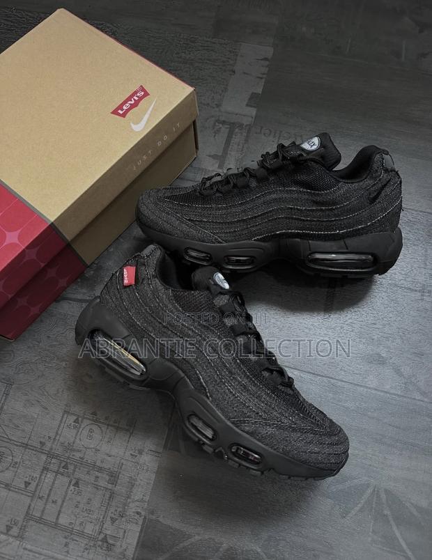 Nike Airmax 95 Og Levi’S Obsidian Black · Photo 2