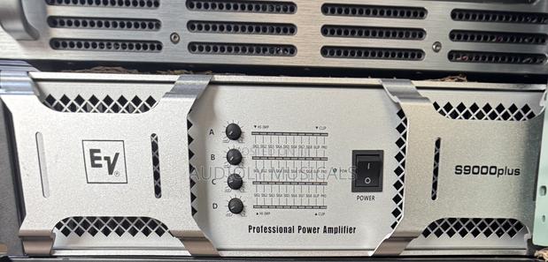 Ev 4-Channel Amplifier S900plus · Photo 2