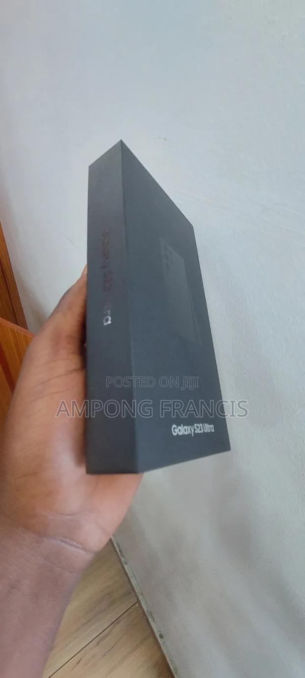 New Samsung Galaxy S23 Ultra 256 GB Black · Photo 3