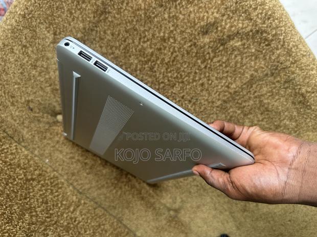 Laptop HP 15s 8GB AMD Ryzen 5 SSD 256GB · Photo 4