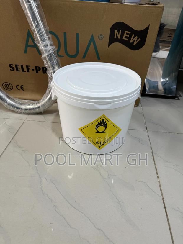Pool Chemical- Tcca Chlorine Granules/Powder · Photo 1