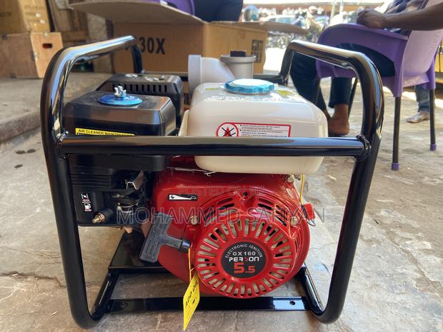 Person Water Pump · Photo 2