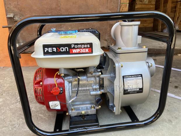 Person Water Pump · Photo 3