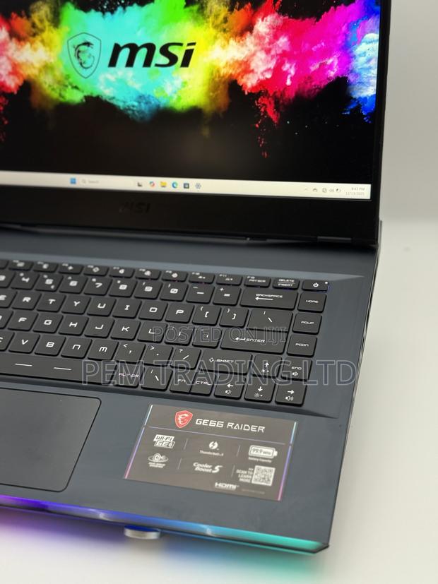 Laptop MSI GE66 Raider 16GB Intel Core I7 SSD 512GB · Photo 3