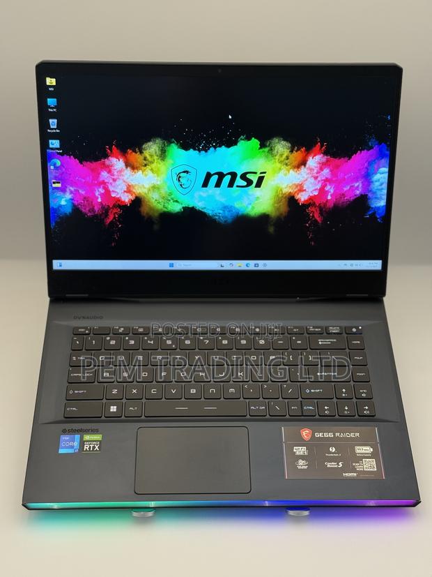 Laptop MSI GE66 Raider 16GB Intel Core I7 SSD 512GB · Photo 5