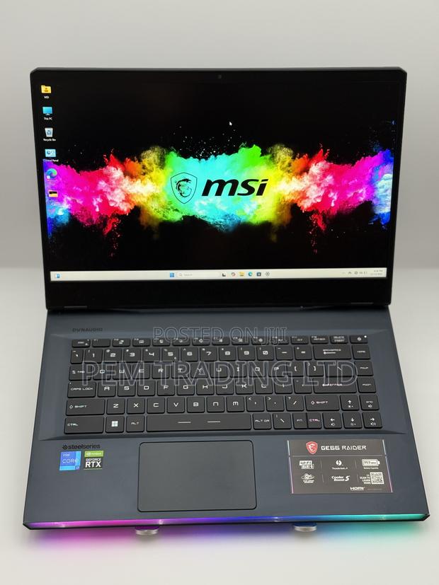 Laptop MSI GE66 Raider 16GB Intel Core I7 SSD 512GB · Photo 6