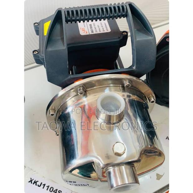 Very Awesome New XKP-1104s 1.5hp Stainless Steel Pump · Photo 1