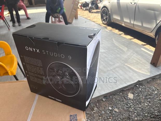 Harman Kardon Onyx Studio 9 Powersound Edition · Photo 1