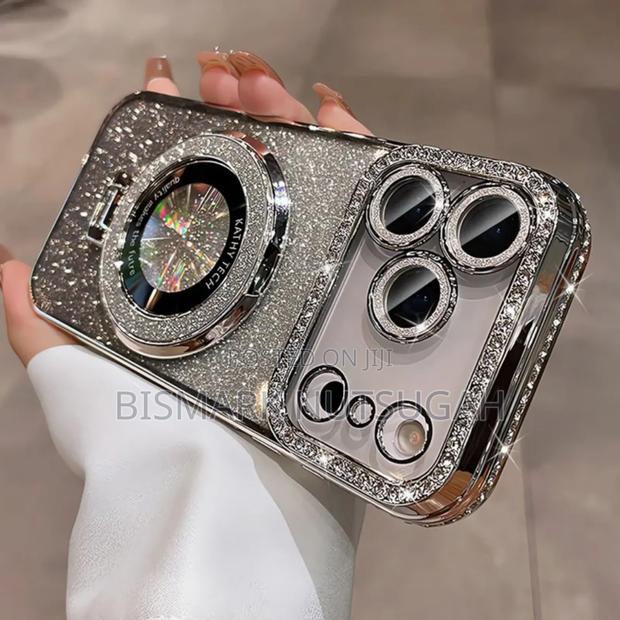 Tech Luxury Diamond Magsafe Ring iPhone Cases · Photo 5