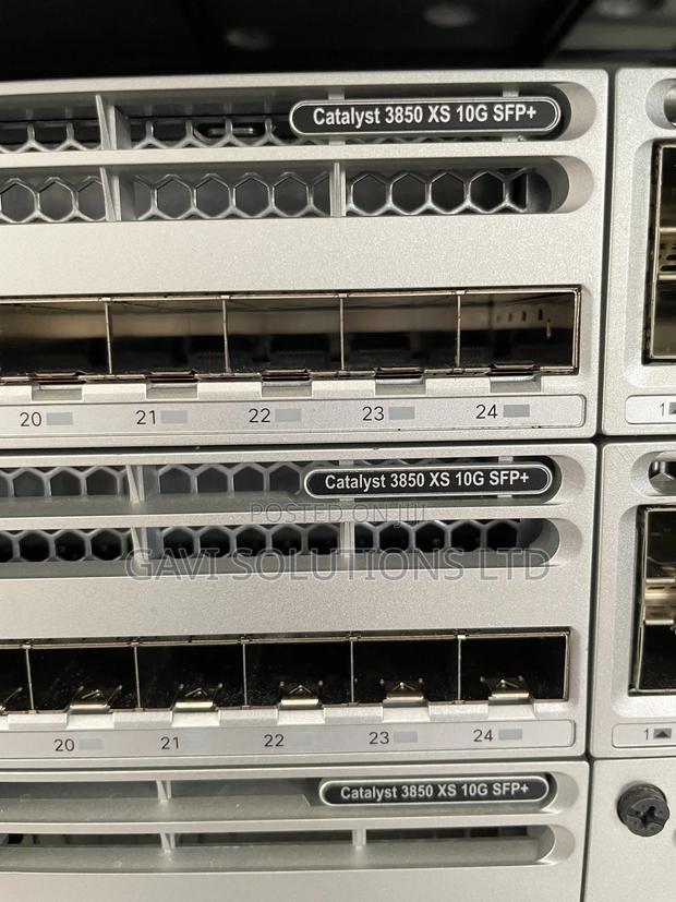 Cisco Fiber Switch. 24port 10gig · Photo 2