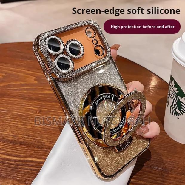 Tech Luxury Diamond Magsafe Ring iPhone Cases · Photo 4