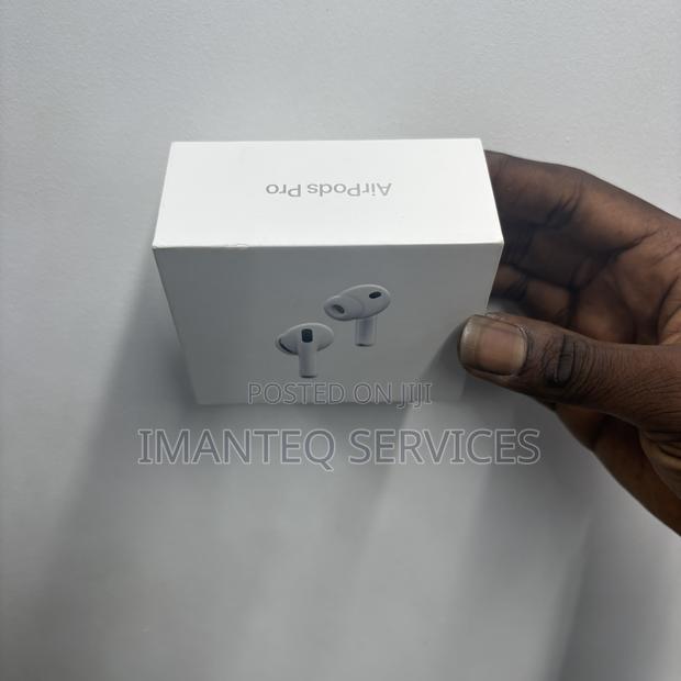 Apple Airpods Gen 3 · Photo 2