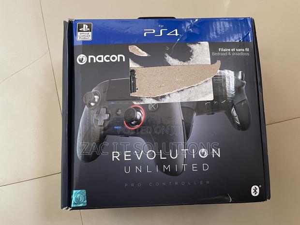 Nacon Revolution Unlimited · Photo 1