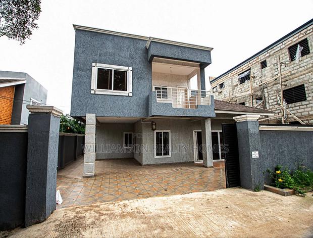 4bdrm House in Hfc Estate Area, Spintex for sale · Photo 8