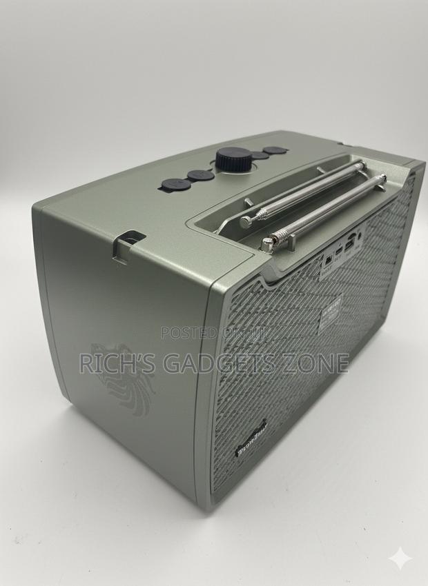Boombest Portable Stereo Speaker and Radio · Photo 2