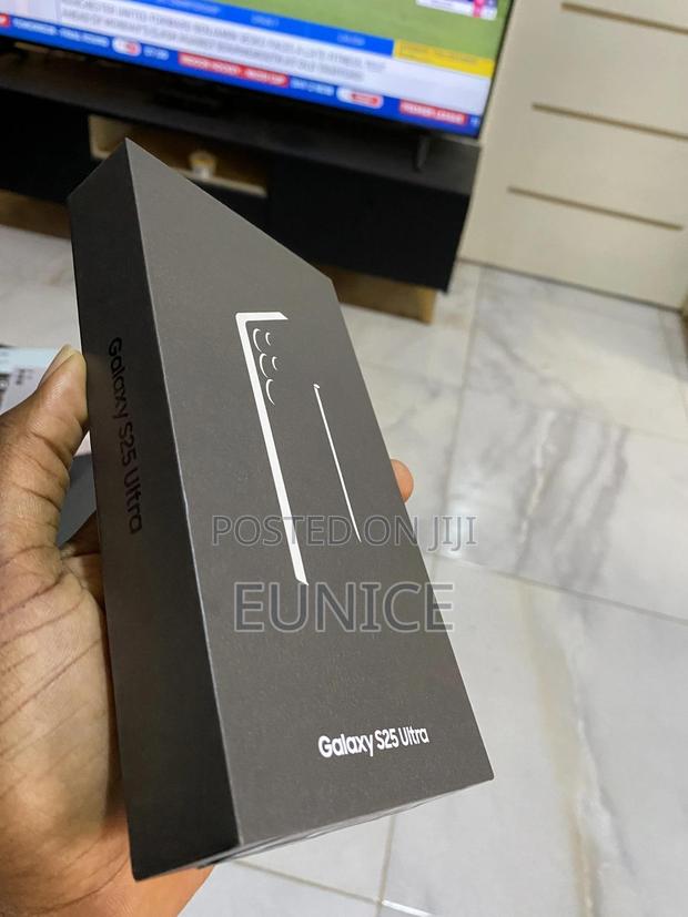 New Samsung Galaxy S25 Ultra 256 GB Gray · Photo 4