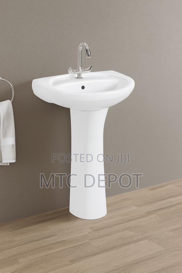 Pedestal Wash Basin – Strong Ceramic | Modern Durable · Photo 1