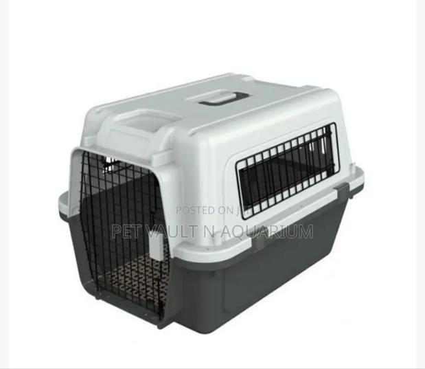 Portable Travelling Crate For Dogs · Photo 1