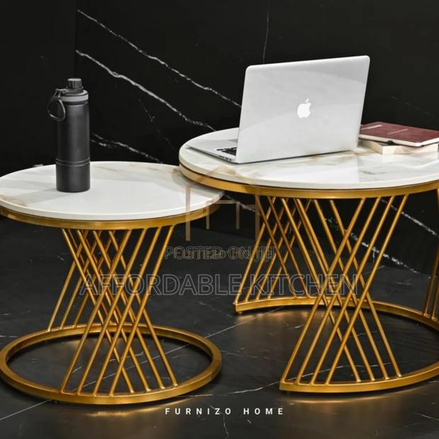 Glass Centre Table · Photo 3