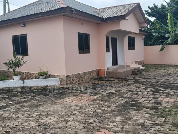 2bdrm House in Oyarifa for rent · Photo 2