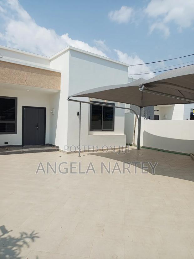 3bdrm House in Community 18 Spintex for sale · Photo 6