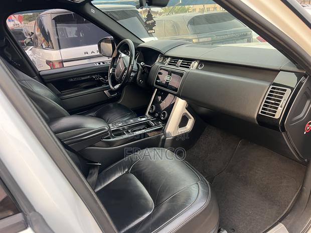 Land Rover Range Rover Vogue 2019 White · Photo 2