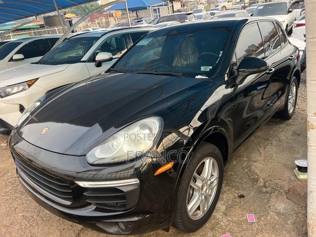 Porsche Cayenne Platinum Edition AWD 2018 Black · Photo 1