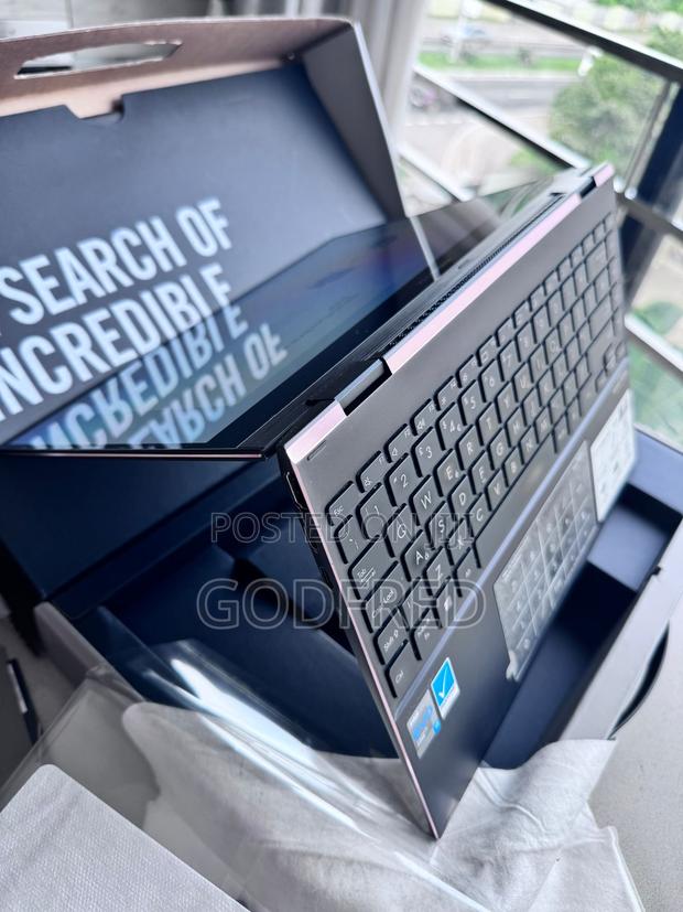 New Laptop Asus Zenbook Flip 13 UX363 16GB Intel Core i7 HDD+SSD 512GB · Photo 7