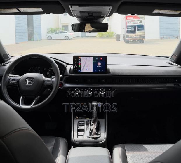 Honda CR-V Hybrid 2024 Gray · Photo 5