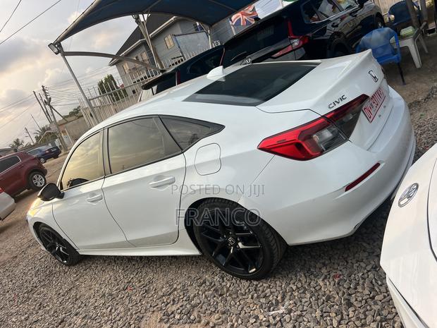 Honda Civic Sport CVT 2023 White · Photo 7