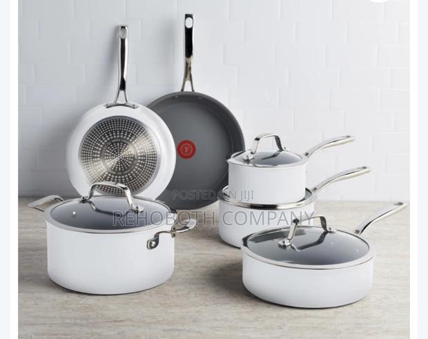 Tefal Excellence Ceramic Non-Stick Cookware Set, 10-Piece · Photo 1