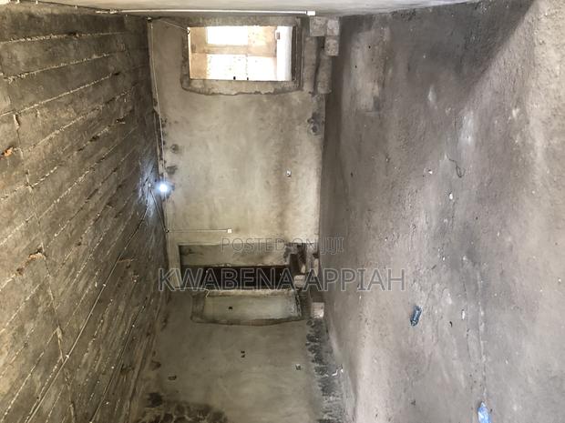 5bdrm Duplex in Mark Estate At, Kumasi Metropolitan for sale · Photo 3