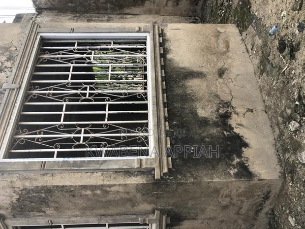 5bdrm Duplex in Mark Estate At, Kumasi Metropolitan for sale · Photo 8