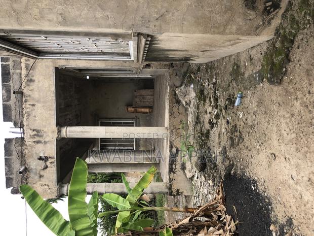 5bdrm Duplex in Mark Estate At, Kumasi Metropolitan for sale · Photo 2