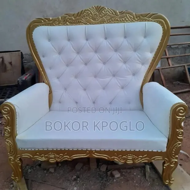 Royal Comfort Chair Maker's Man Is Available for You · Photo 1
