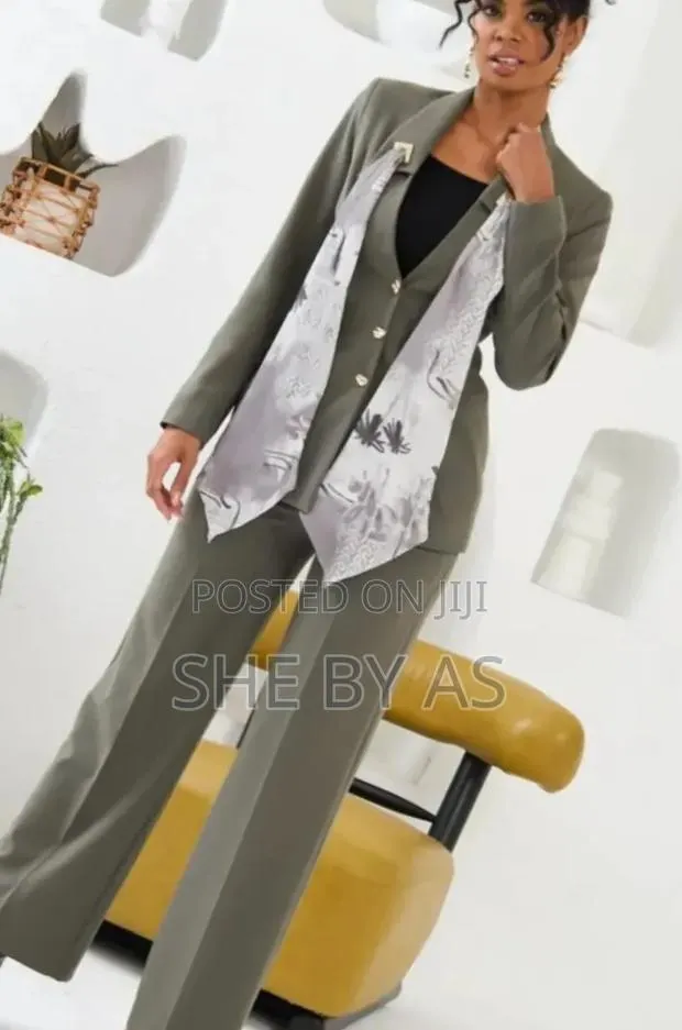 Premium Power Suit — Olive | She by as | Professional Women · Photo 1