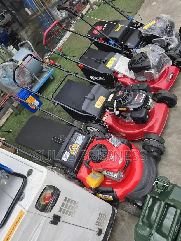 7.5 HP Lawn Mower · Photo 1