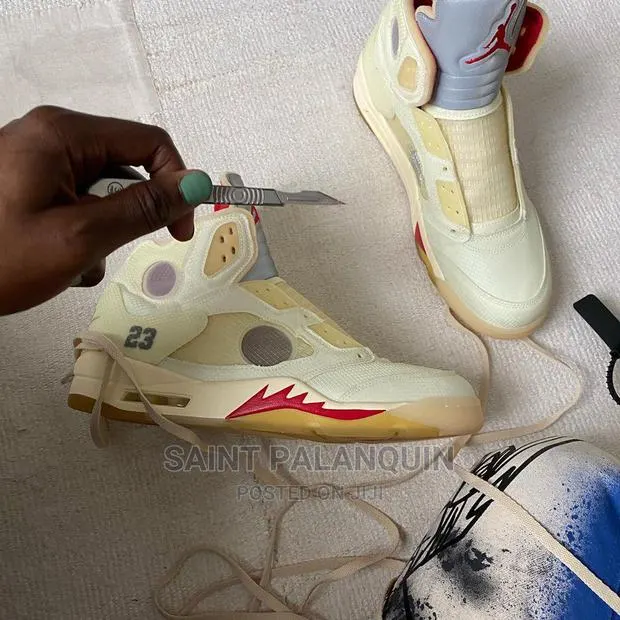 Nike Jordan 5 Off White · Photo 1