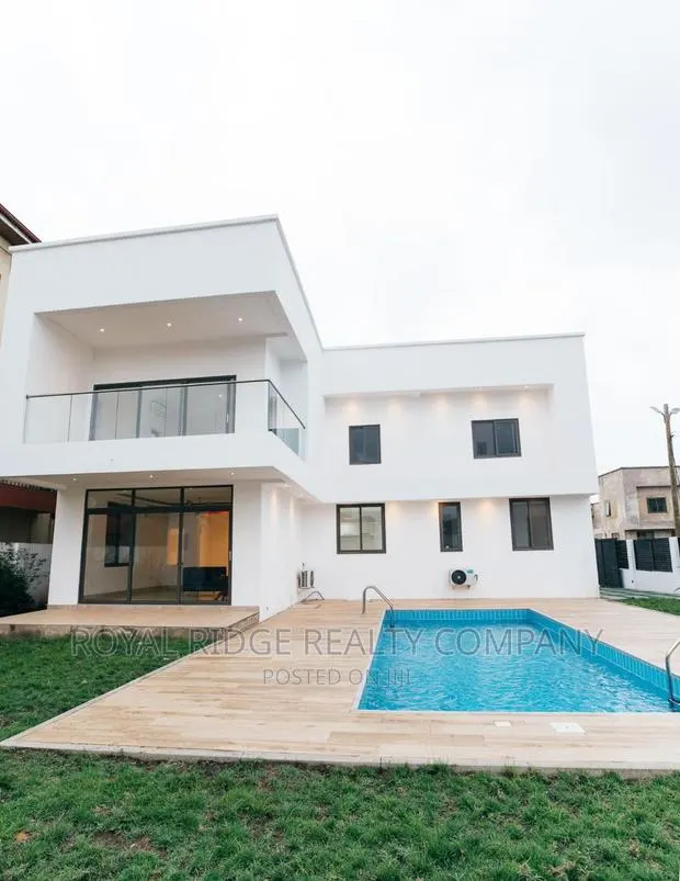 4bdrm Townhouse/Terrace in East Legon, Accra Metropolitan for sale · Photo 1