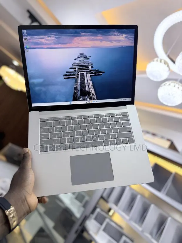 Laptop Microsoft Surface Laptop 4 16GB Intel Core i7 SSD 512GB · Photo 1