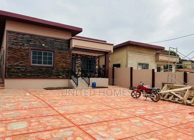 3bdrm House in Gbawe for sale · Photo 1