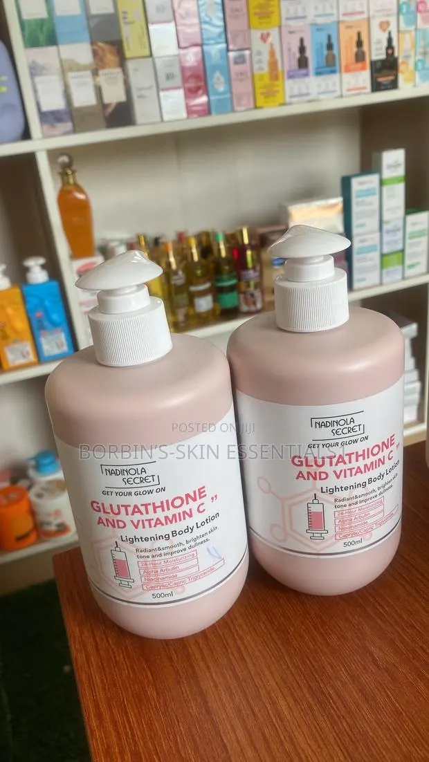 Nadinola Secret Gluthatione and Vitamin C Body Lotion · Photo 1