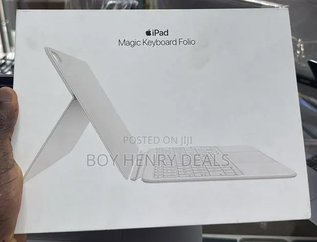 iPad Magic Keyboard Folio · Photo 1